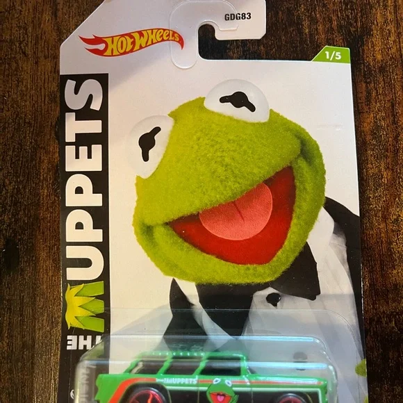 NWOT Hot Wheels Muppets Classic Nomad & Cool-One Toy Cars - Picture 2 of 6